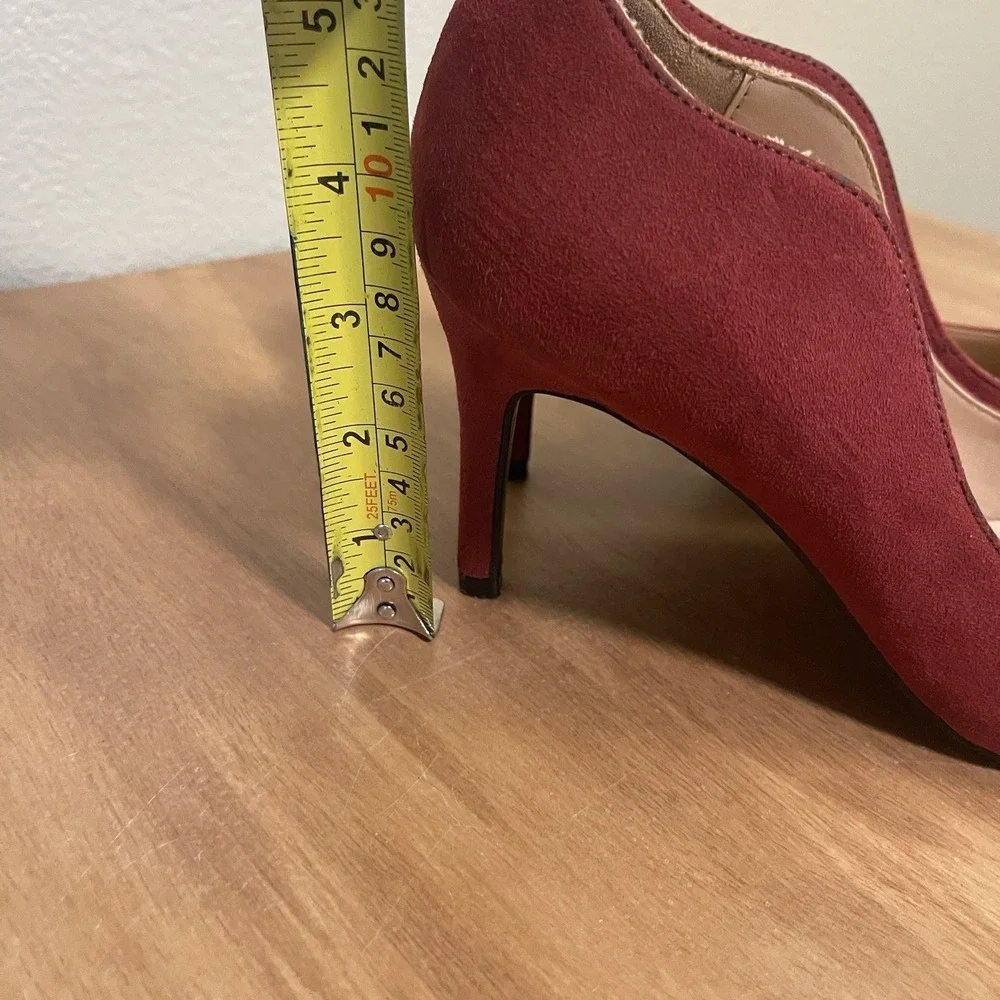 Kelly & Katie Davonna Faux Suede Pumps Heels Burgundy Red Elegant Holiday Sz 7.5